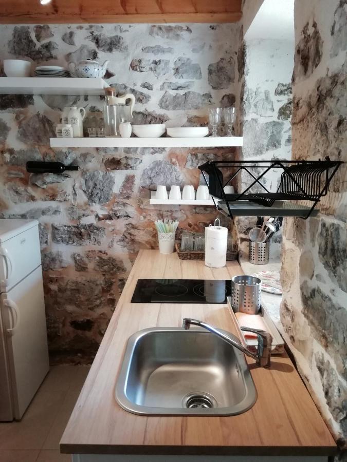 Krka Waterfalls Stonehouse Roko Lozovac Extérieur photo