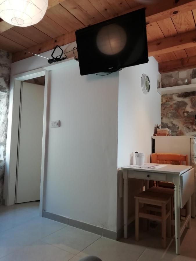 Krka Waterfalls Stonehouse Roko Lozovac Extérieur photo